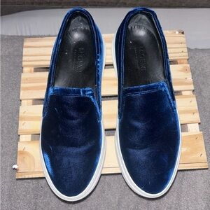 M. Gemi navy velvet slip ons/Size 39